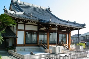 安楽寺の本堂